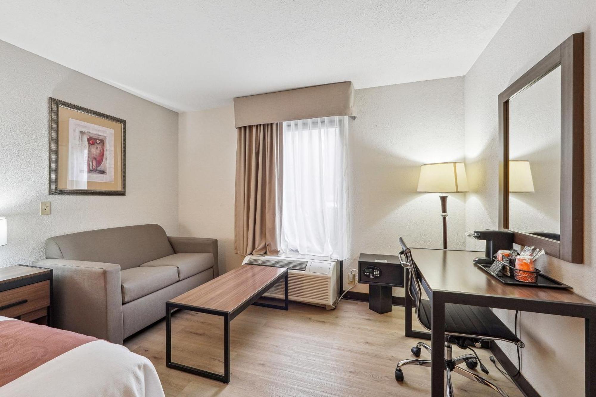 Quality Inn & Suites Dawsonville Εξωτερικό φωτογραφία