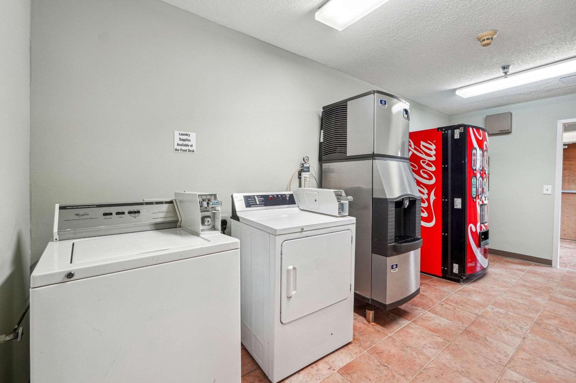 Quality Inn & Suites Dawsonville Εξωτερικό φωτογραφία